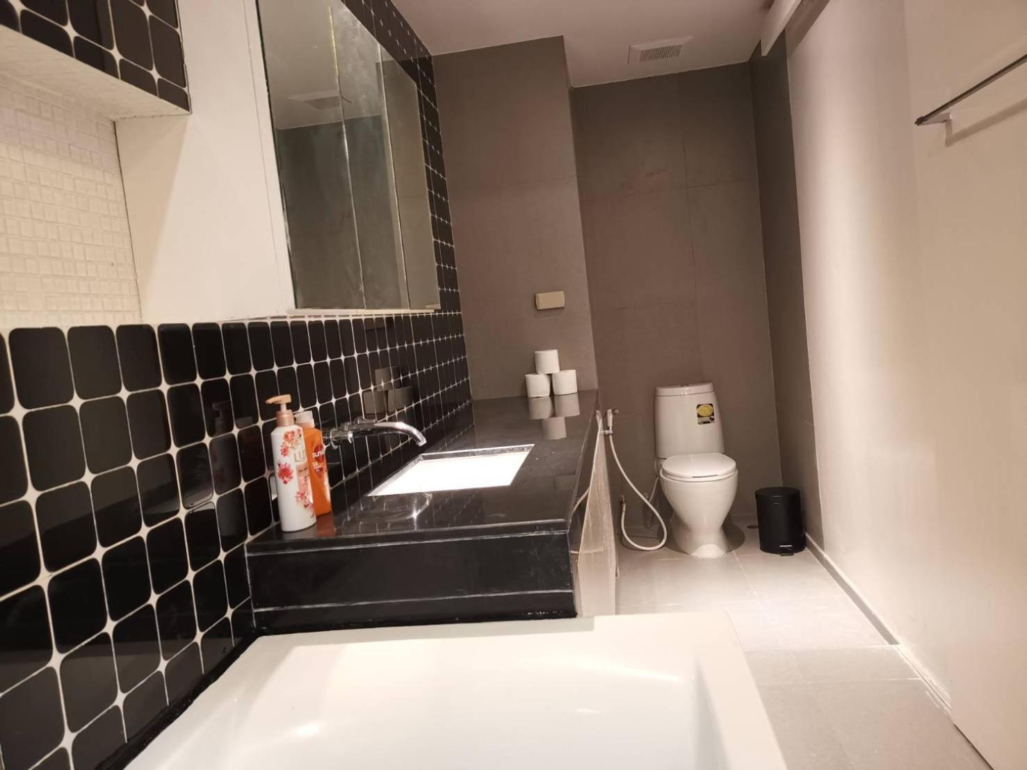 Tower Resident In The Heart Of Bangkok Shopping Center Apartment Makkasan Luaran gambar